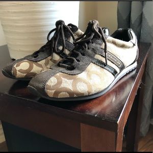 Coach tennis shoes. Size 7